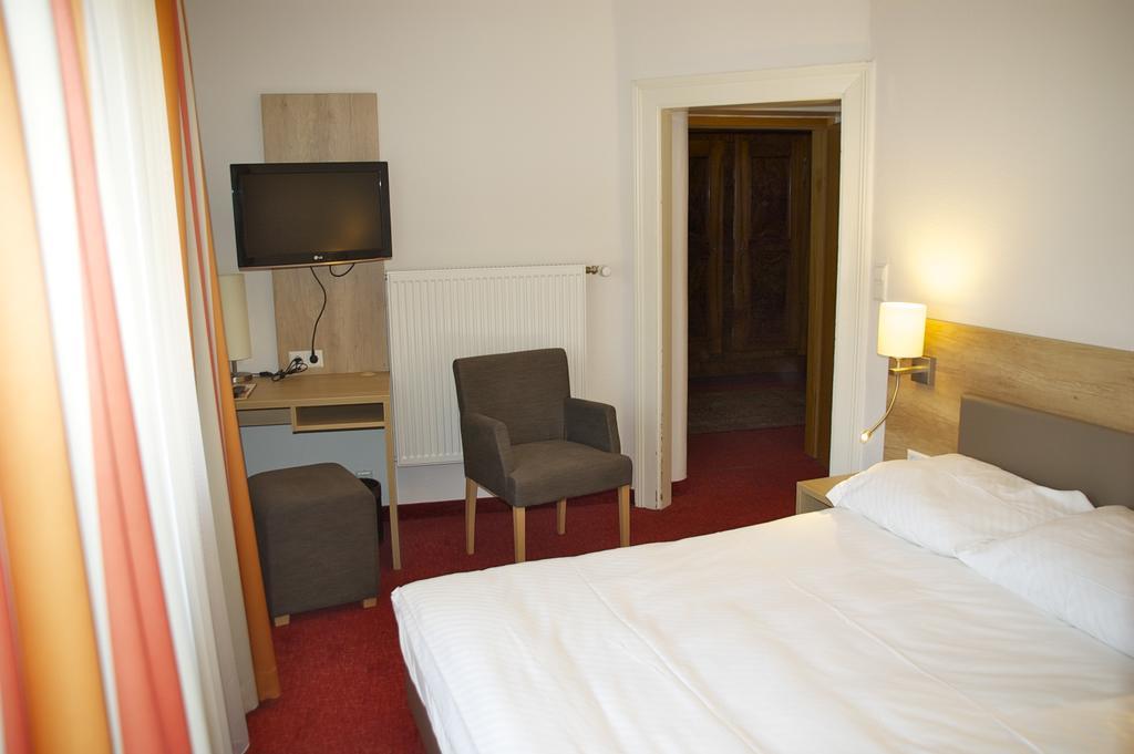 Hotel Hirsch Kehl Esterno foto